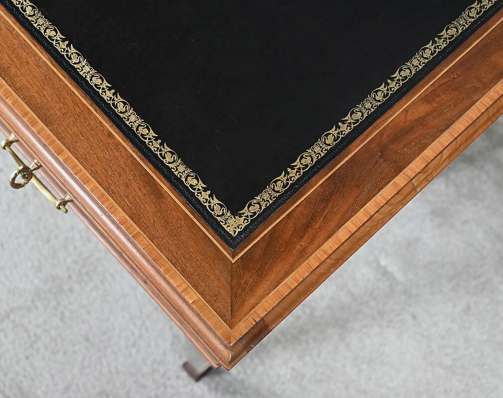 Small Mahogany Desk, English style – Early 20th century