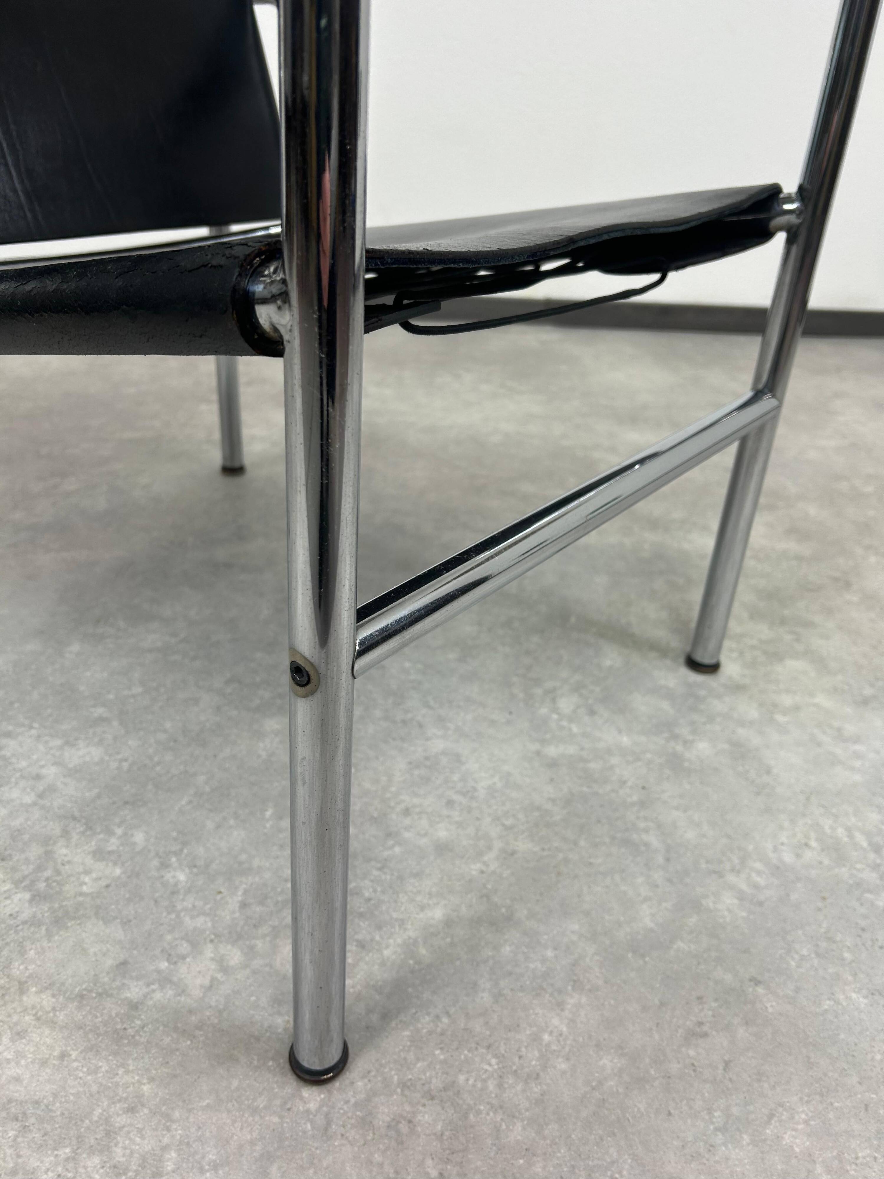 Chaises Bauhaus LC1 par Le Corbusier pour Cassina