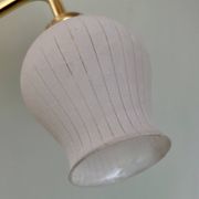 Applique coudée tulipe vintage en verre granité blanc