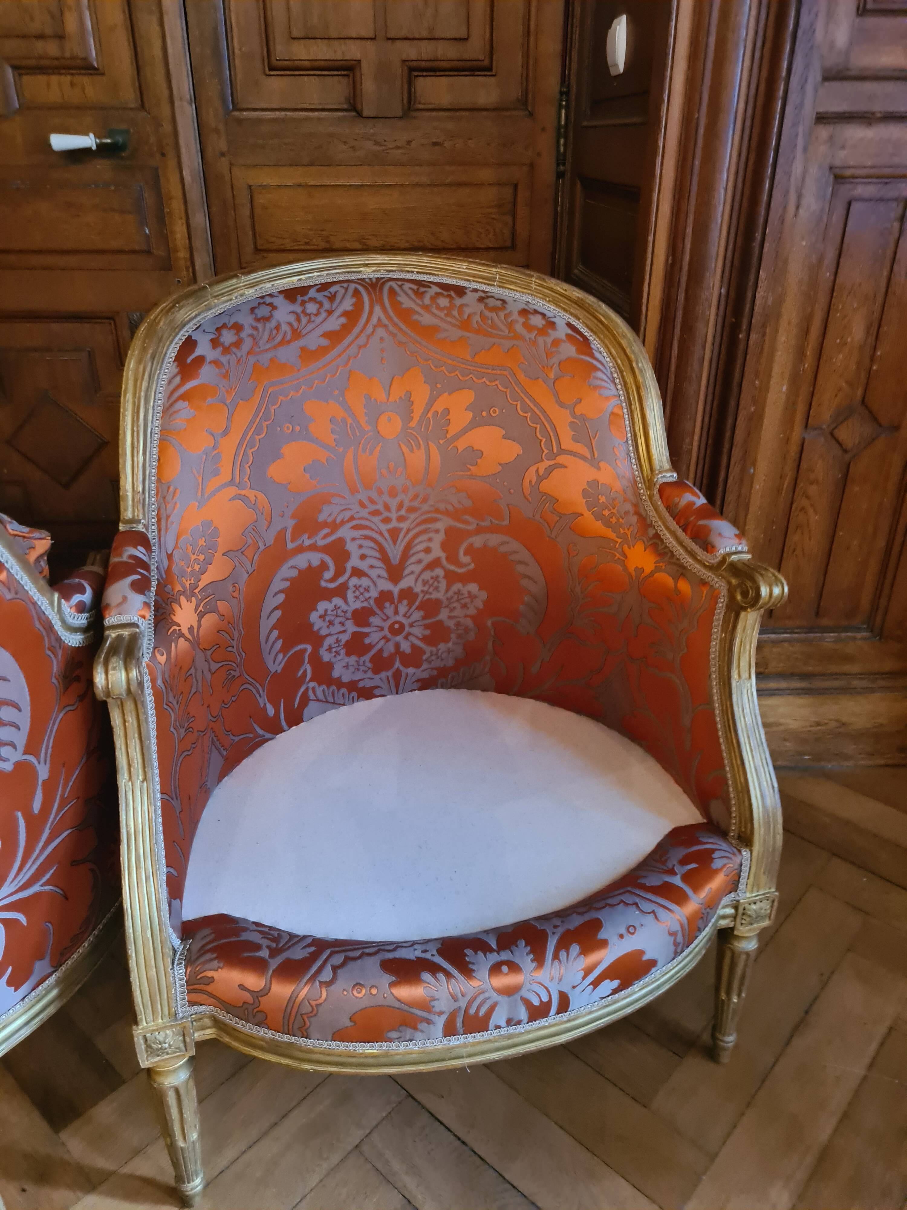Pair of Louis XVI period shepherdesses, in gilded wood