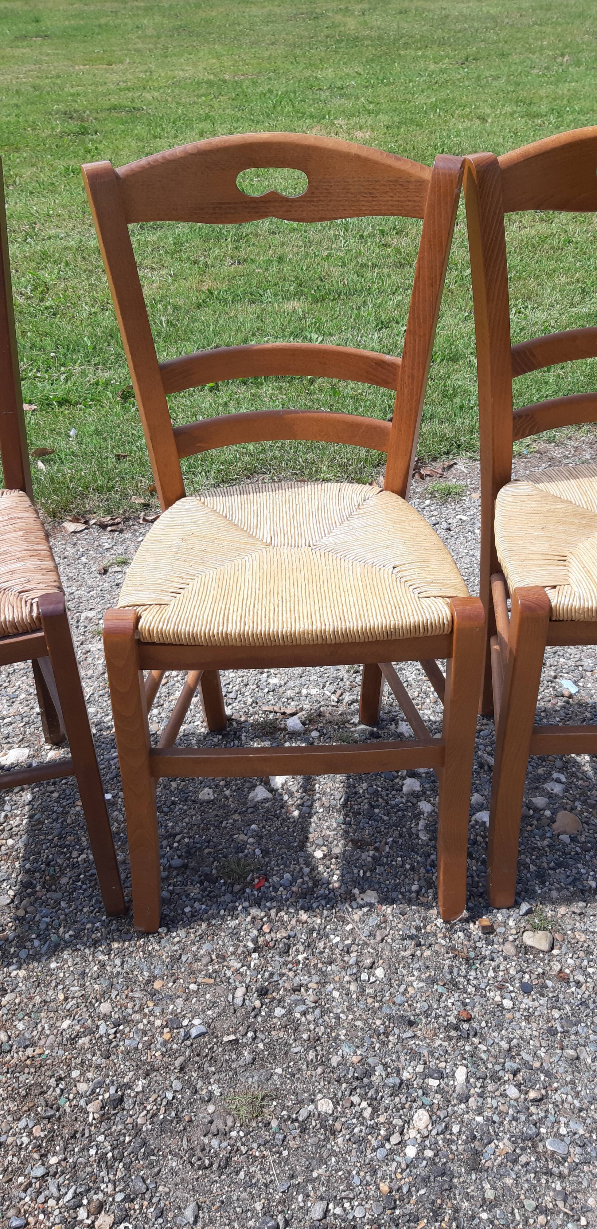 6 antique mulched chairs