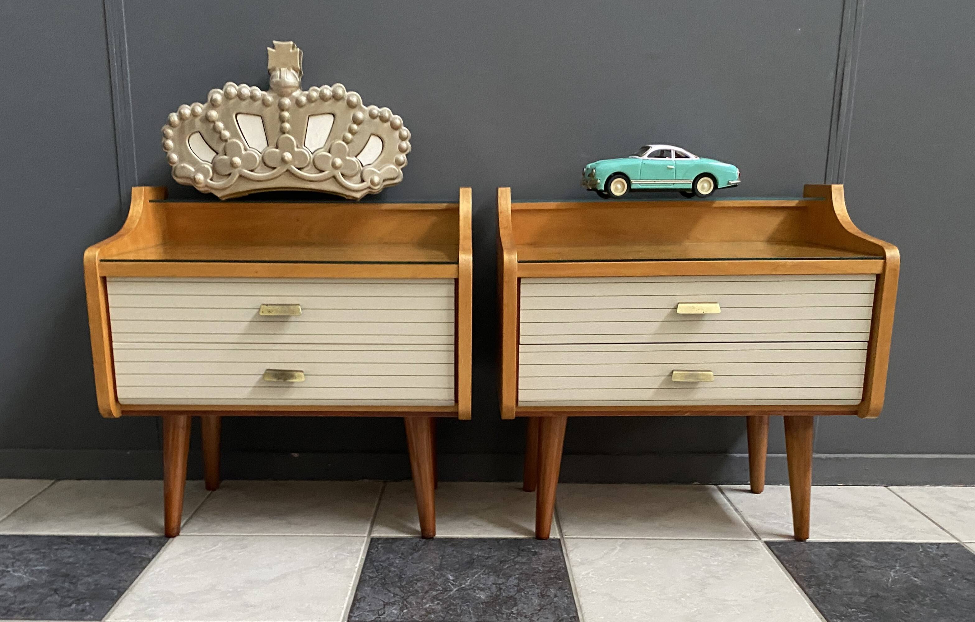 set of 2 nightstands from the 60s