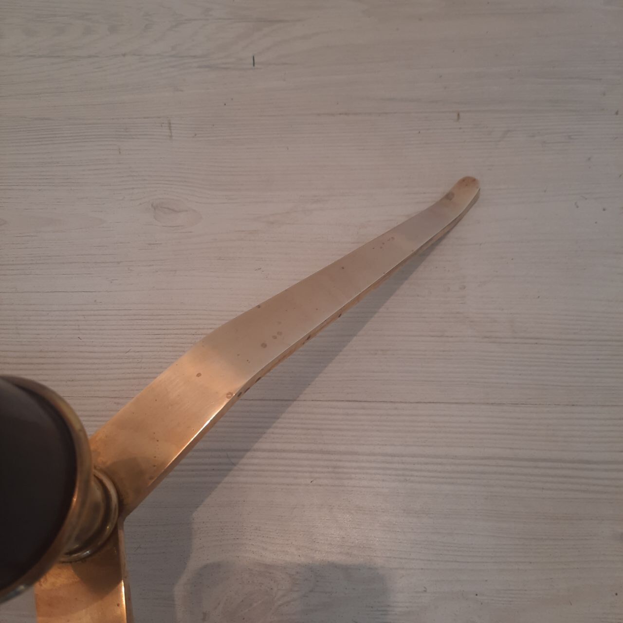 Tripod floor lamp - 1950s - wood and brass.