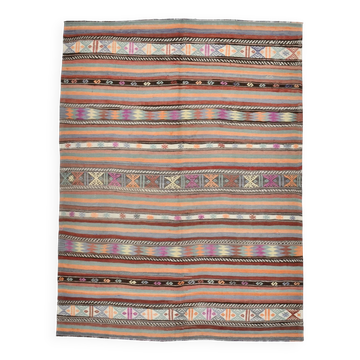 Vintage Turkish Green Kilim Rug, Bohemian Eclectic Home Decor, 176x230Cm