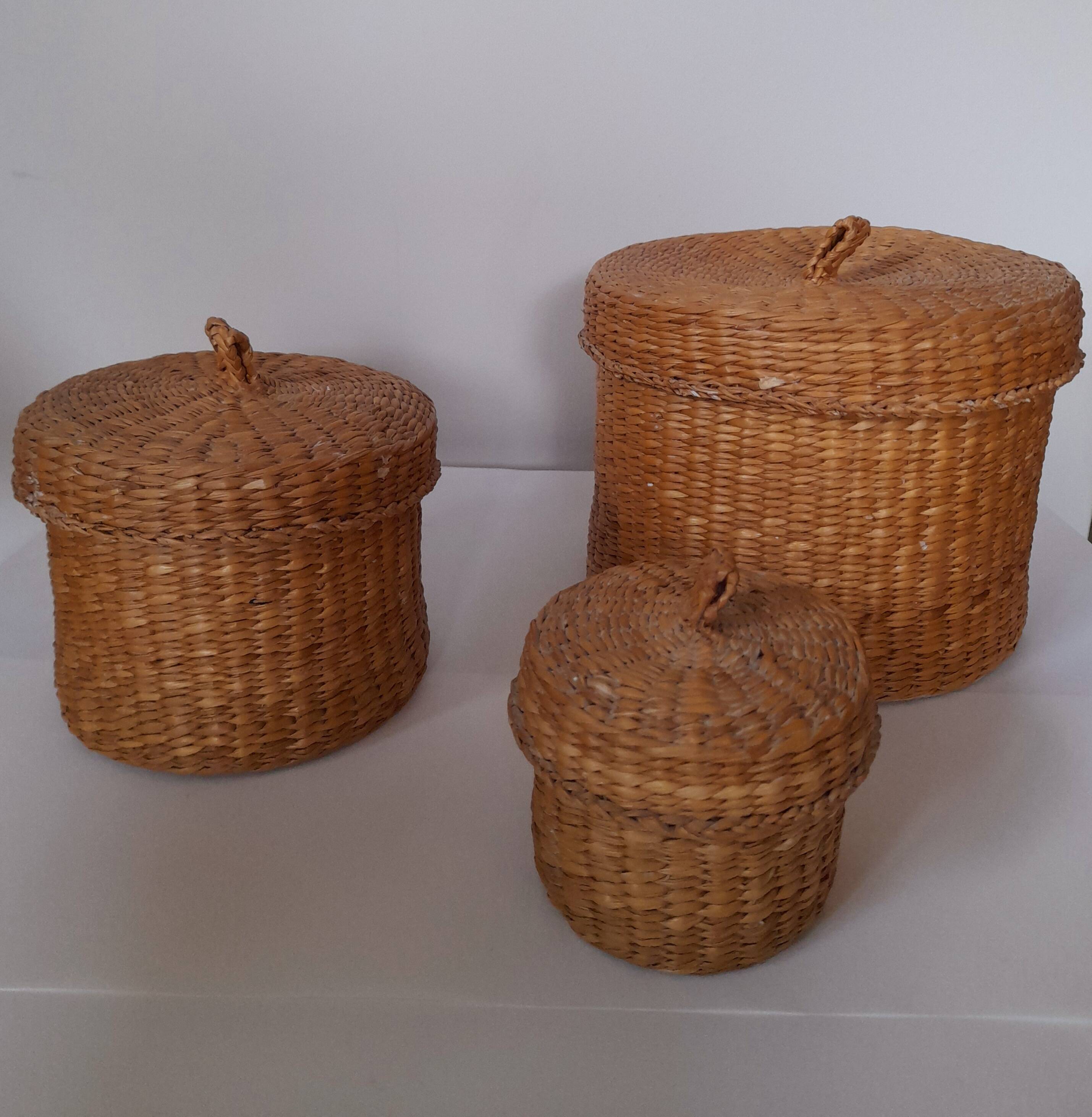 Set of 3 vintage wicker boxes
