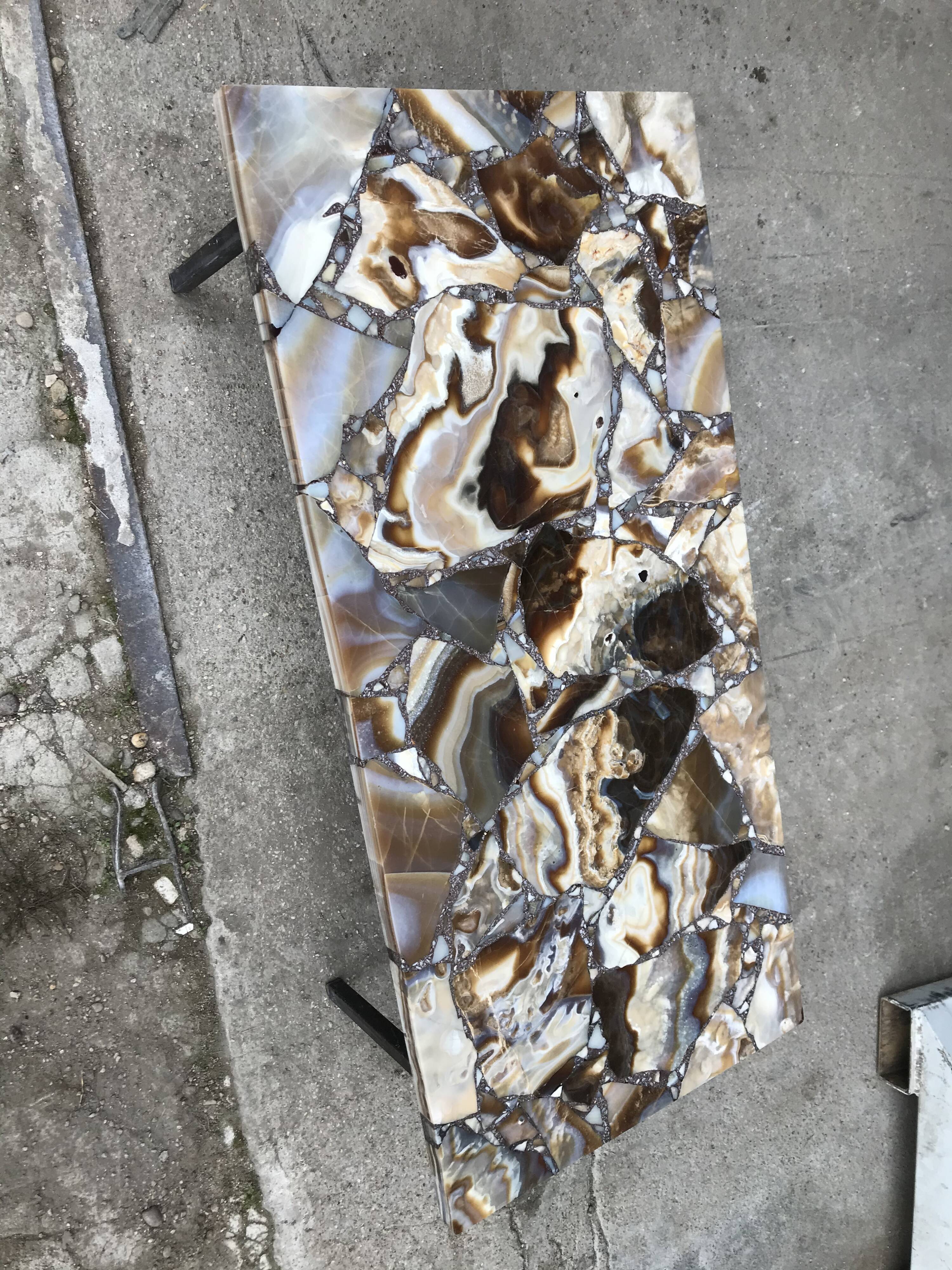 1970 coffee table in polished Madagascar aragonite