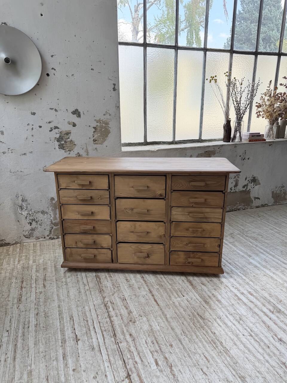 Meuble de métier en pin 1950