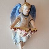 Polychrome Biscuit Font in the 19th Century