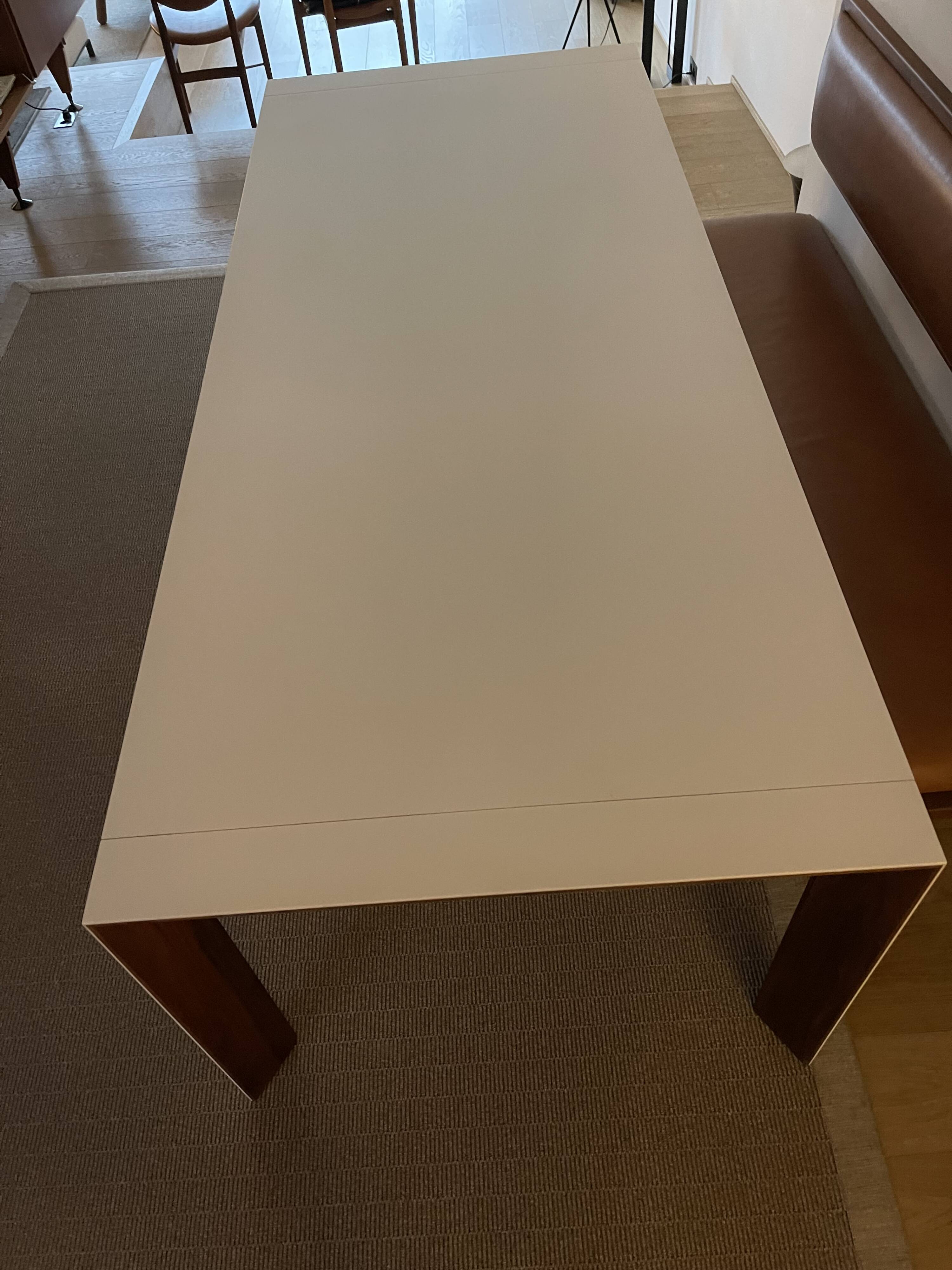 Naver collection table, designer Søren Nissen & Ebbe Gehl in Corian