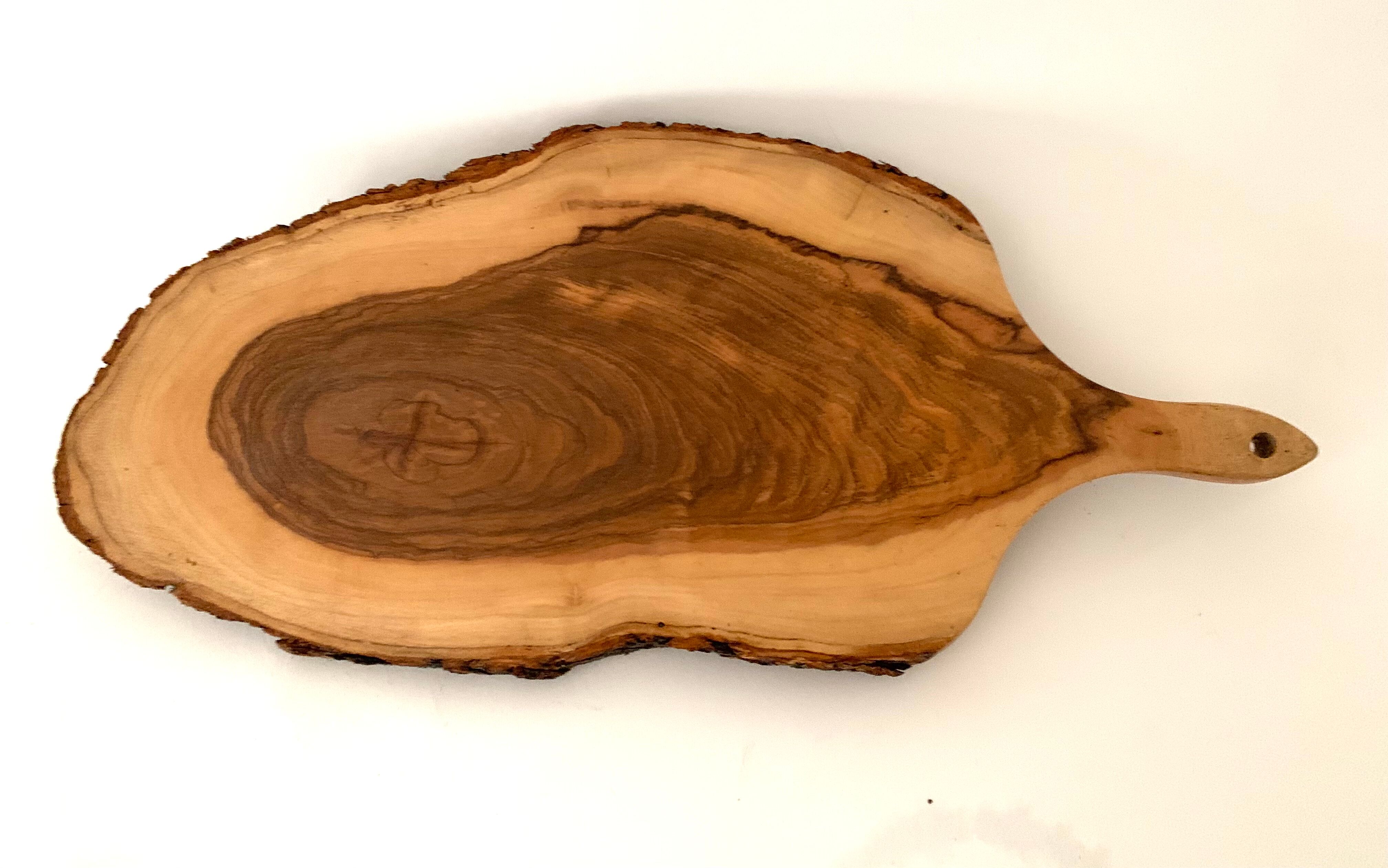 Wooden cutting board