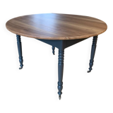 Round table