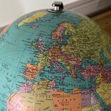 Globe-globe world map taride vintage tripode