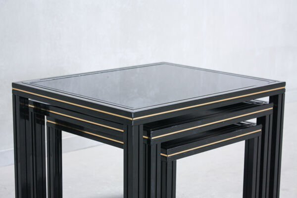 Table gigogne par pierre vandel 1970s