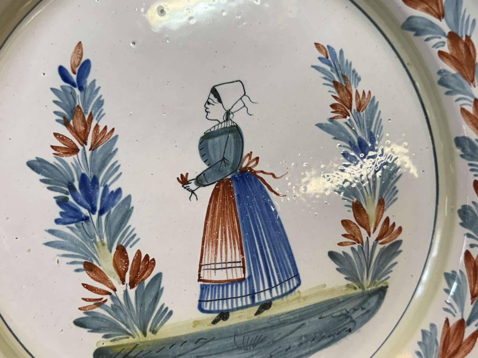 Plat en faience de quimper début XXème