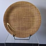 Slightly hollow round serving plate from Villeroy and Boch model "Bern".