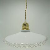 Toothed opaline suspension