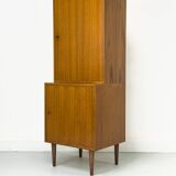 Armoire étroite en teck, années 1960