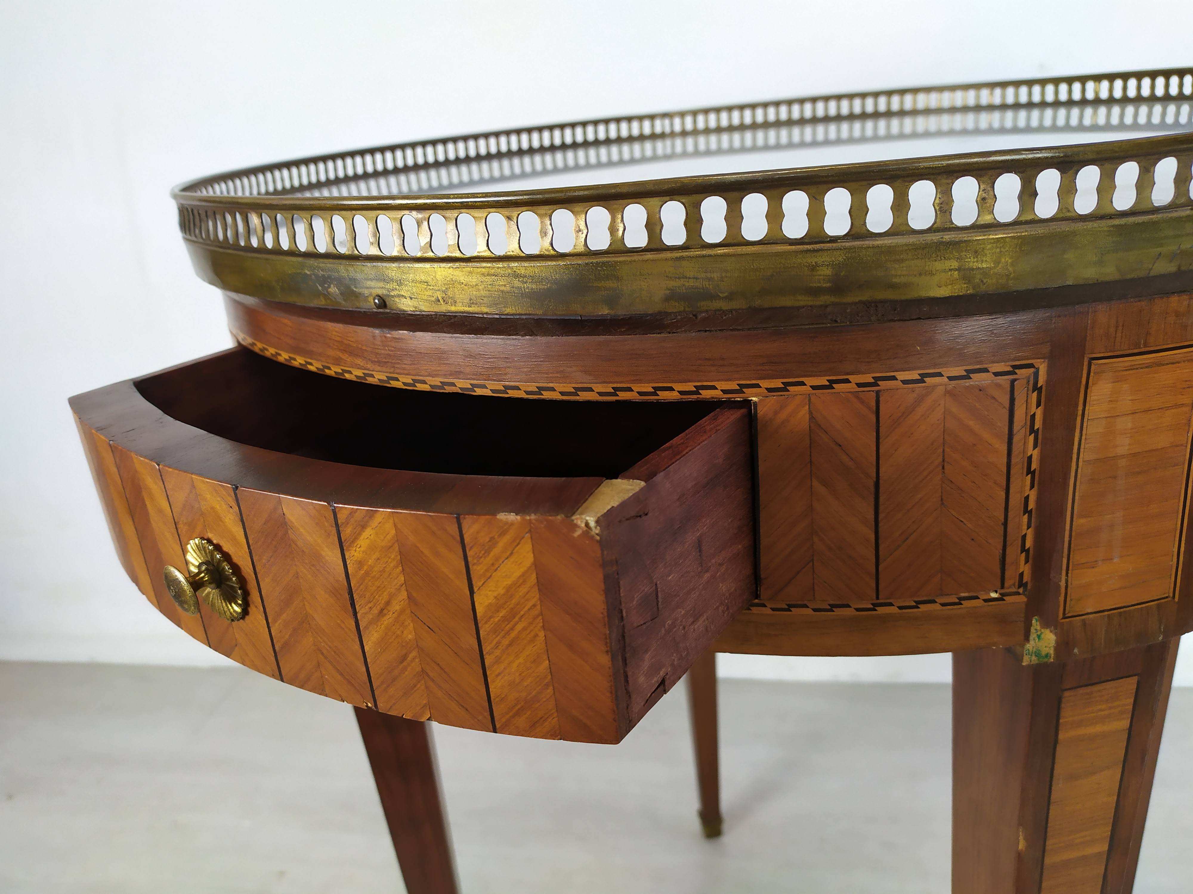 Louis XVI hot water bottle table