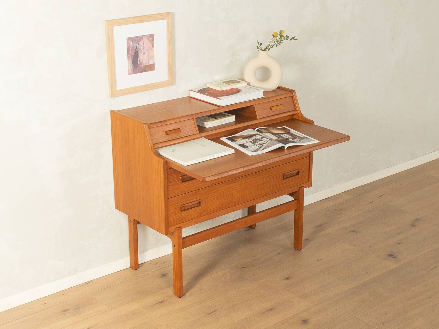 1960s bureau, Arne Wahl Iversen