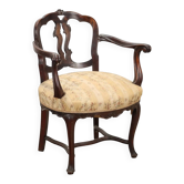 Antique Baroque-style armchair in walnut, Italy, 20th century.