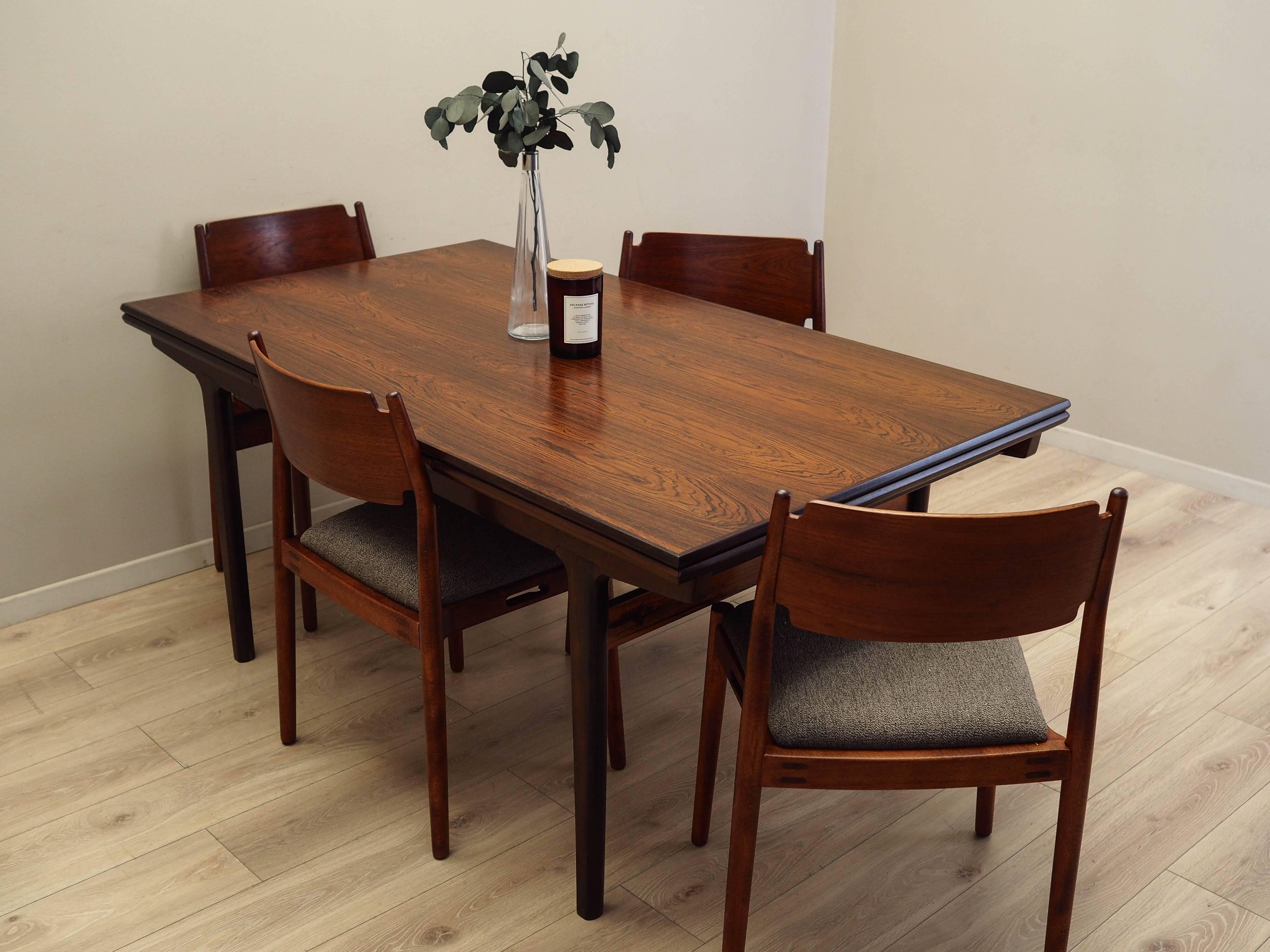 Rosewood table, Danish design, 1960s, designer: Henning Kjaernulf, manufact
