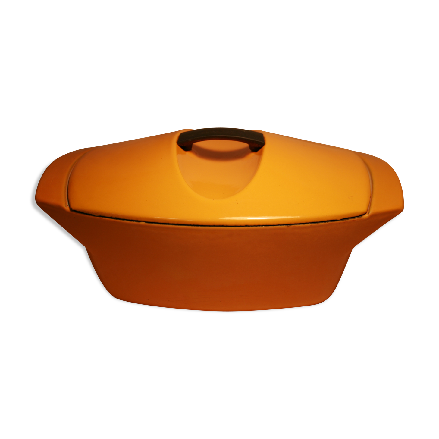 Coquelle le Creuset by Raymond Loewy