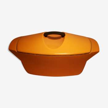 Coquelle le Creuset by Raymond Loewy