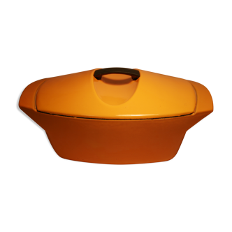 Coquelle le Creuset by Raymond Loewy