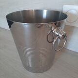 Ice bucket