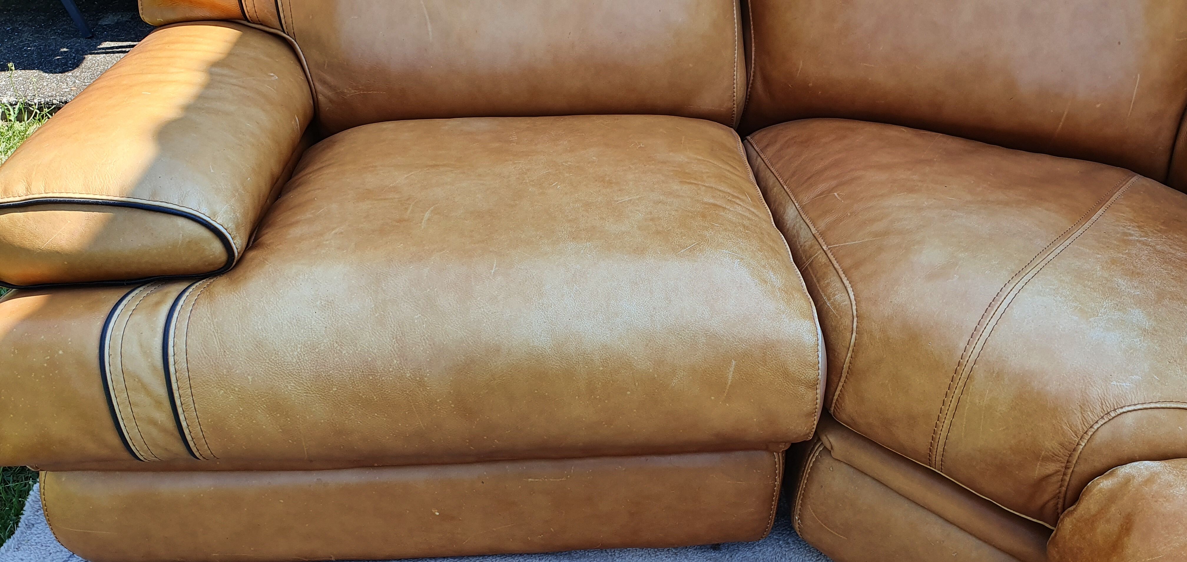 Corner sofa Roche Bobois camel leather 1980.