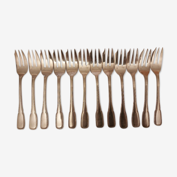 Set of 12 ercuis oyster forks in silver metal