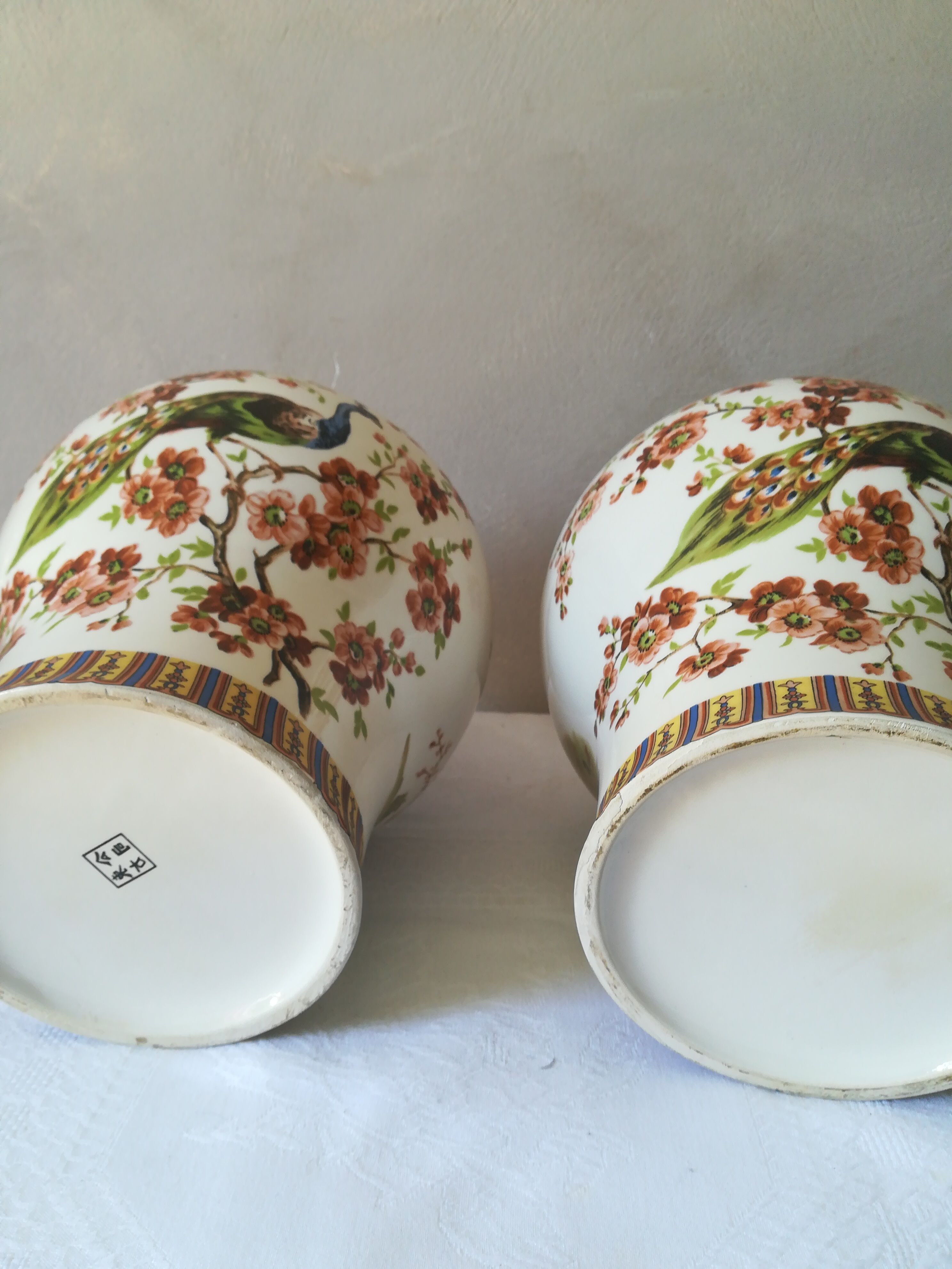 Pair of potiches in faience