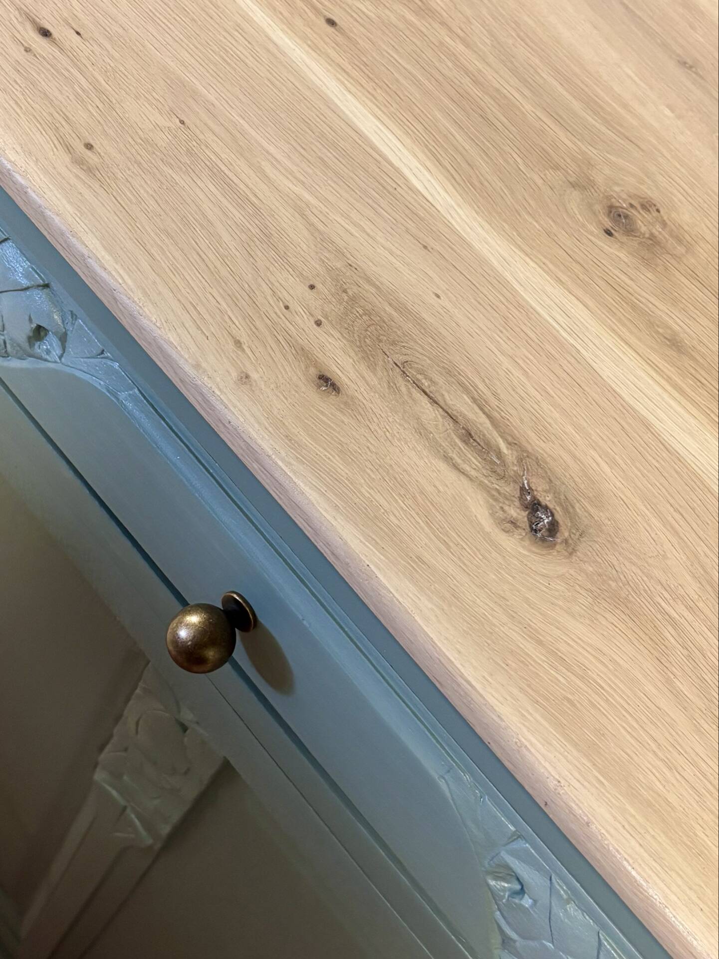 Confiturier Art déco rénové – vert sauge et bois
