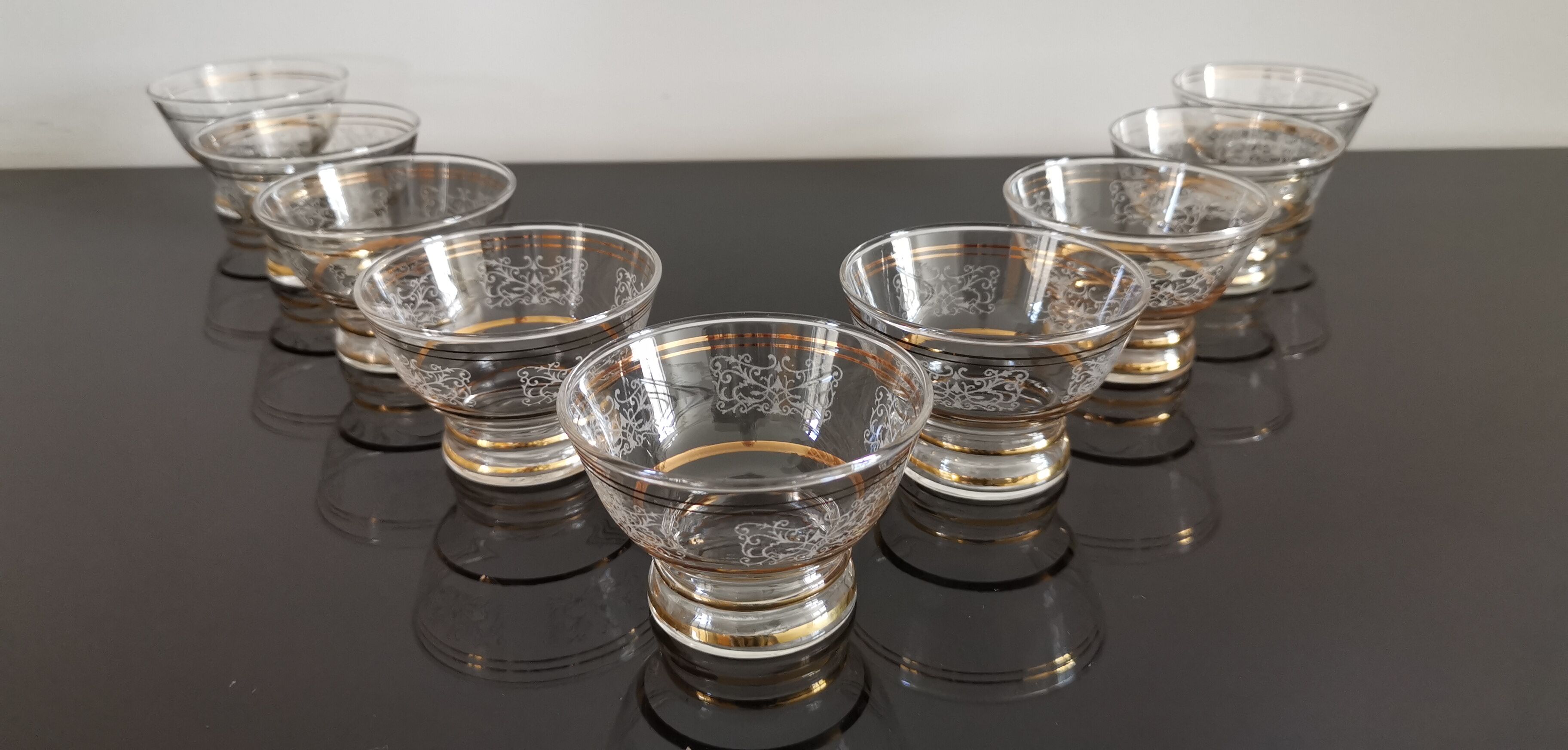 9 champagne glass cups 50s/60s