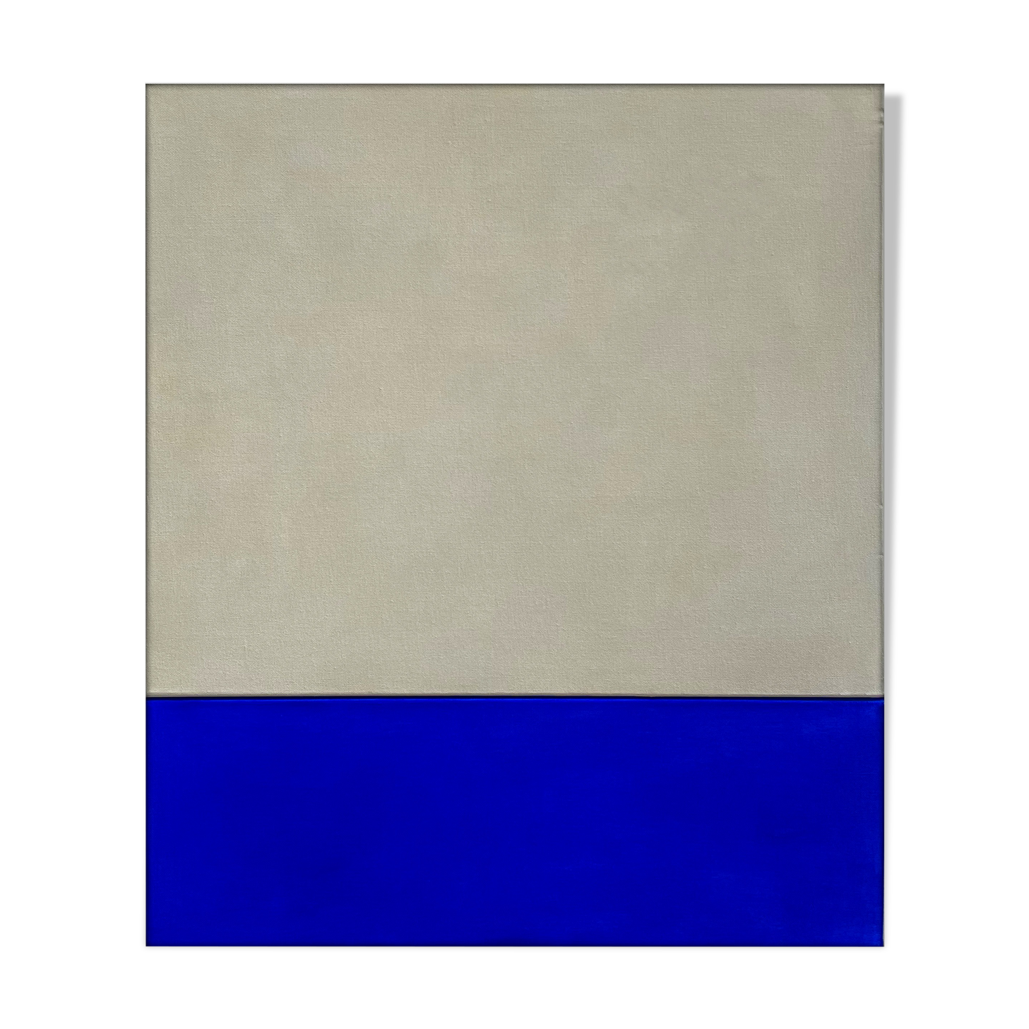 Ultramarine white horizon