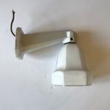 White and opaline porcelain wall lamp