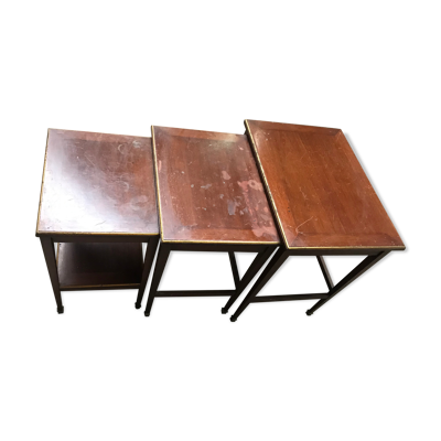 Tables gigognes acajou baguetées laiton