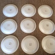 9 assiettes à dessert