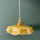 Suspension abat-jour vintage en opaline jaune