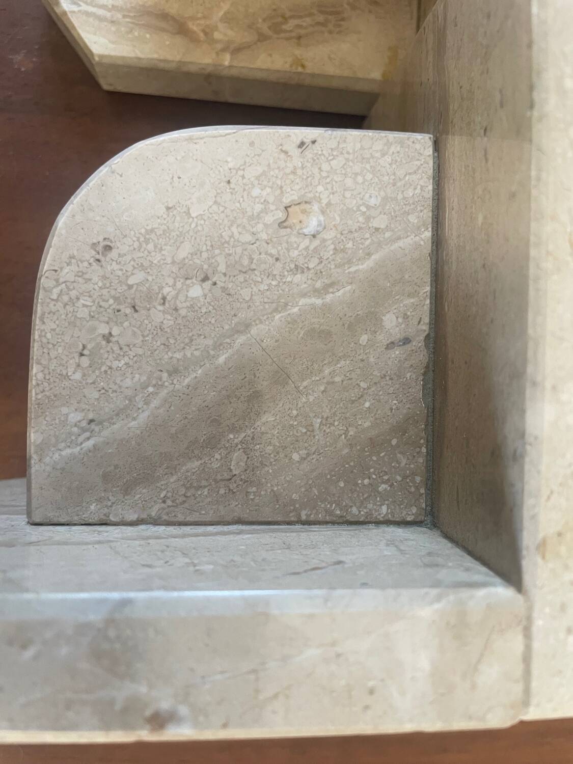 Paire de serre-livres en marbre vintage