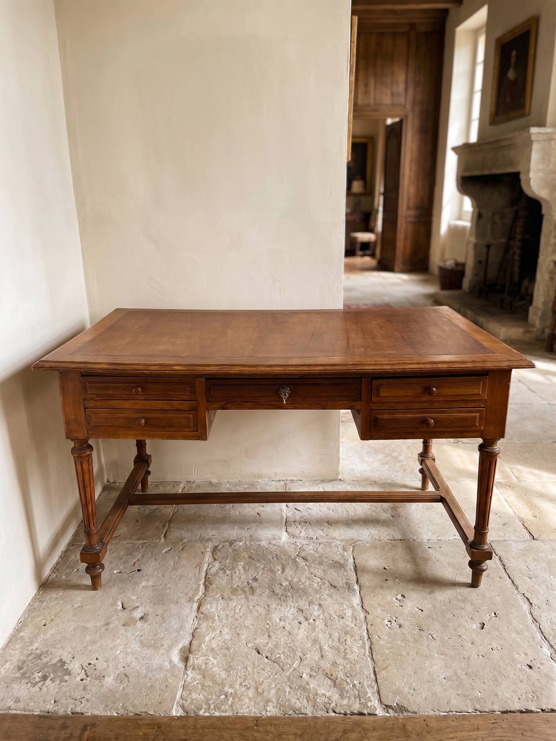 Bureau ministre ancien