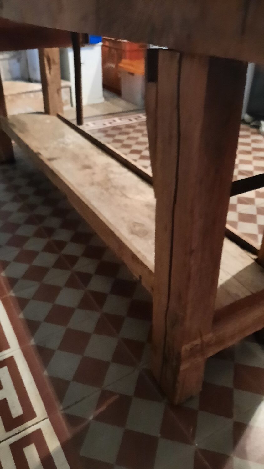 Carpenter's establishment