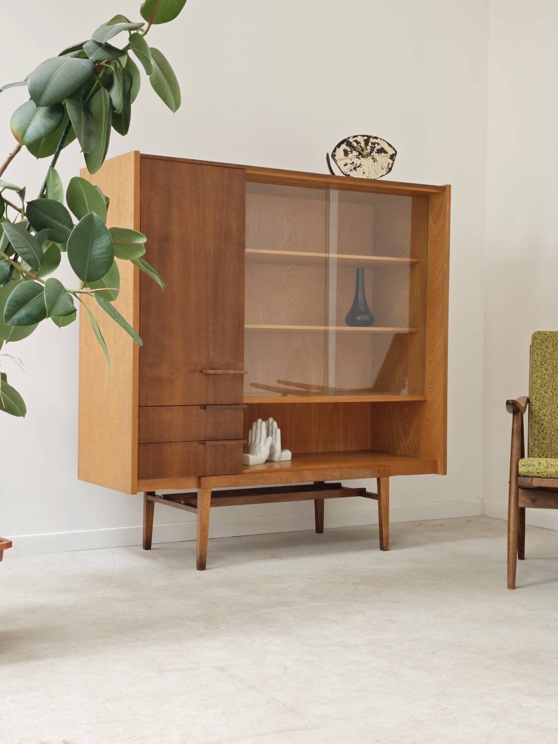 High Buffet Dresser Frantisek Mezulanik for Up Zavody 1960