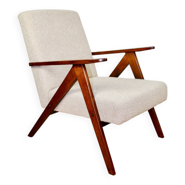 Fauteuil vintage B-310 VAR en bouclé beige avec structure en bois foncé des années 1970 - 2 pièces disponibles