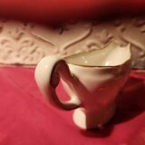 Sauce boat and small oval dish the Amandinoise