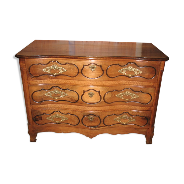 Commode Louis XV à arbalète en noyer XVIIIe