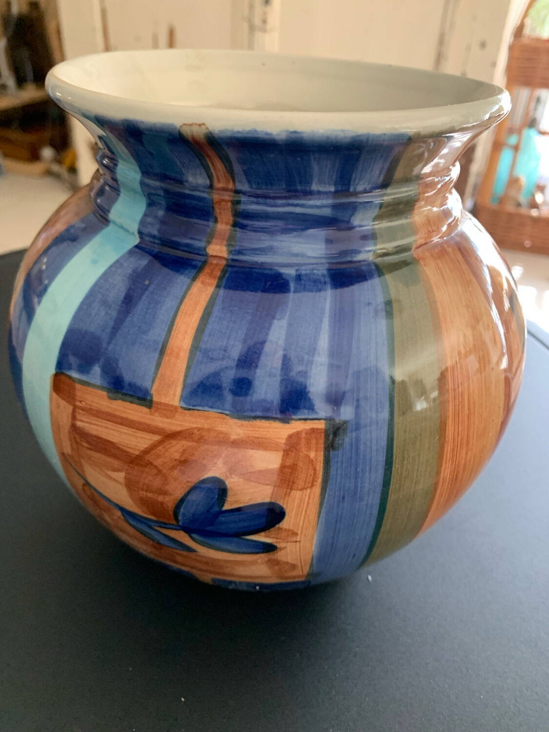 Ceramic vase