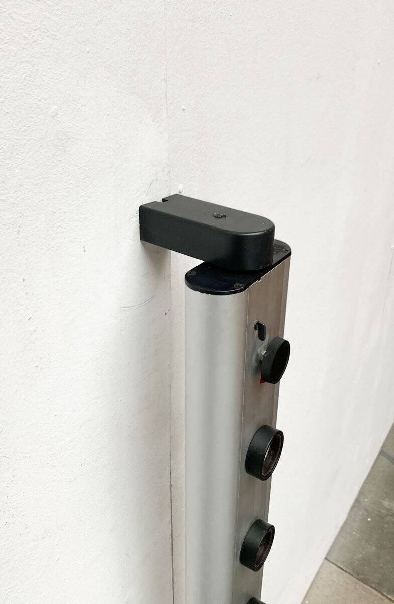 Postmodern Italian wall lamp Aton Barra by Ernesto Gismondi for Artemide, 1980s.