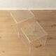 Tables d'appoint en acrylique des années 1960