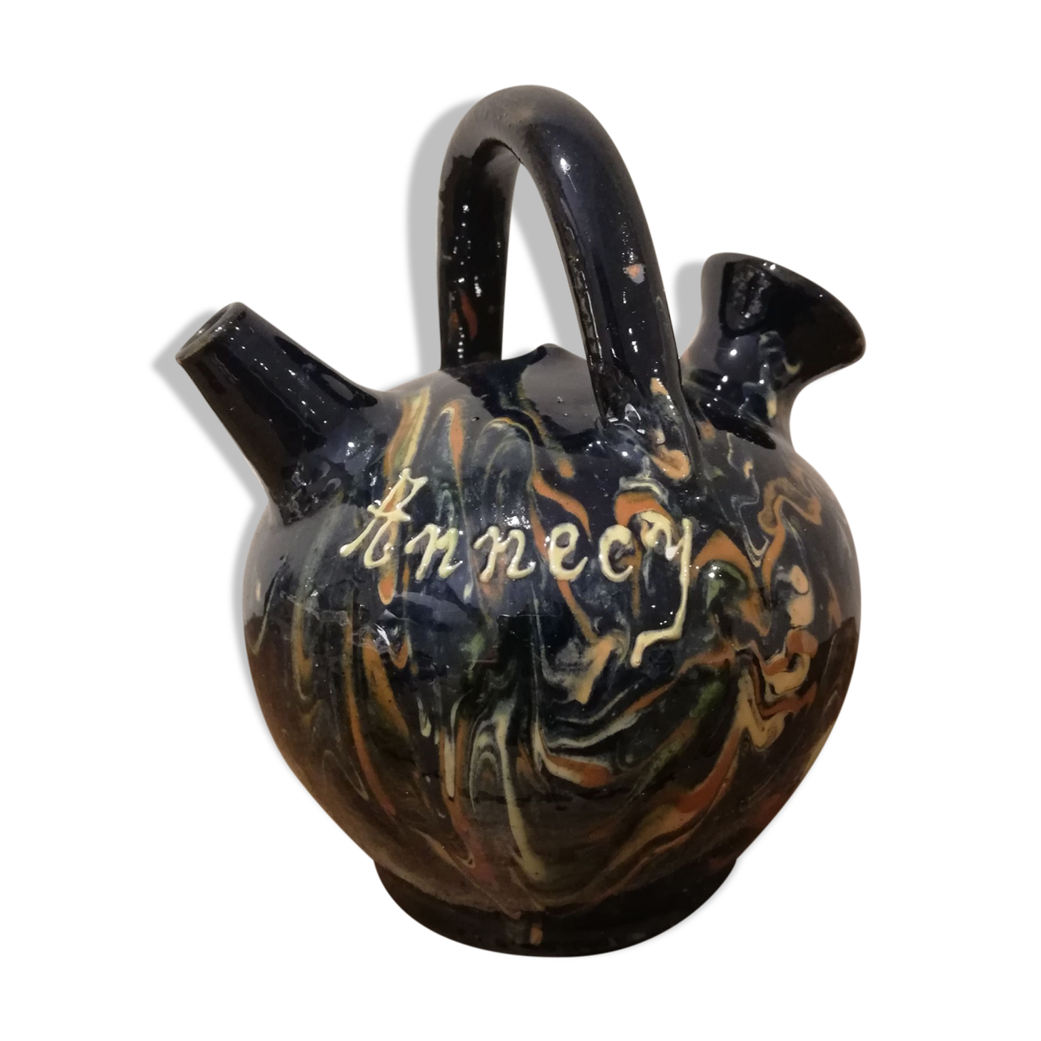 Hertz ceramic pitcher